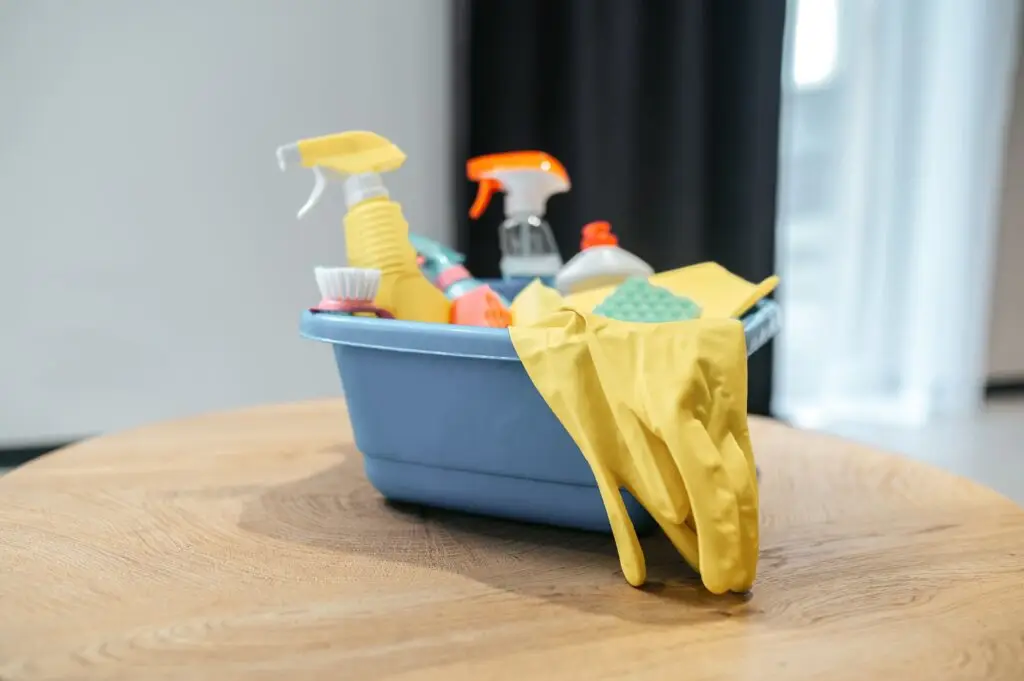 Cleaning Before Selling a House