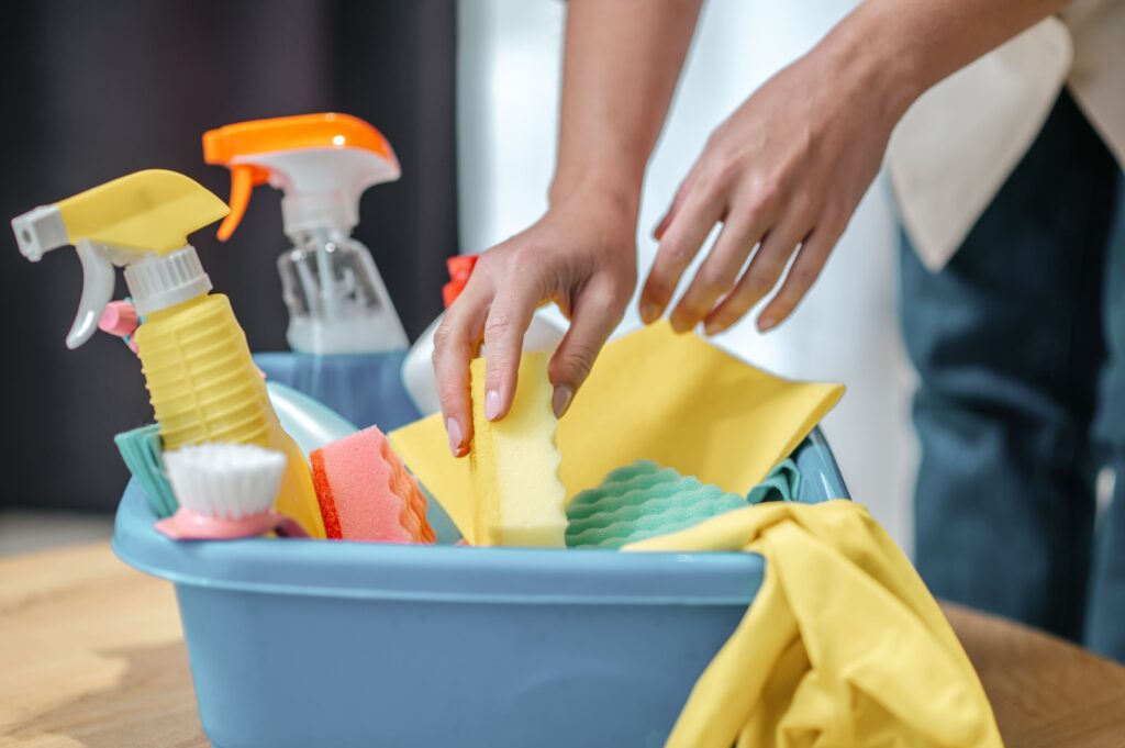How to Prepare for House Cleaners